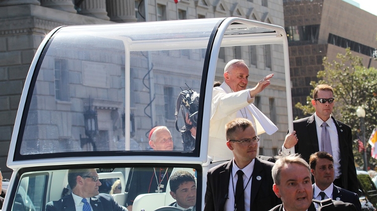 Hundreds of Thousands to Attend Holy Mass by Pope Francis in Budapest