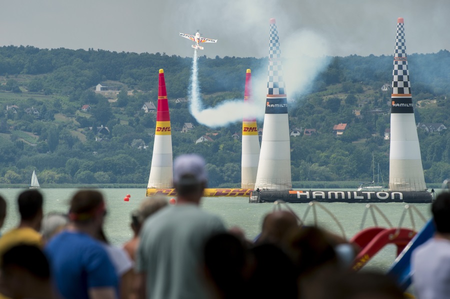 Video: Hall Blazes His Way To Glory At Red Bull Air Race Over Balaton In Hungary