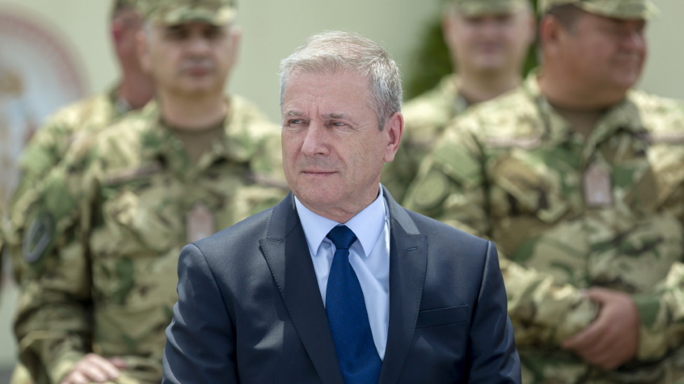 Gov't Puts Hungary's Security First, Says Defence Minister