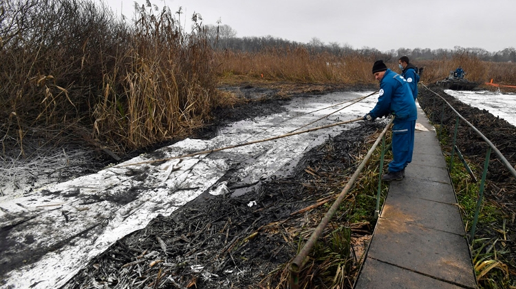 Reward Offered By Budapest Police In Oil Spill Case