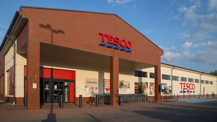 Tesco Hungary Limits Number Of Customers In Shops For Safety