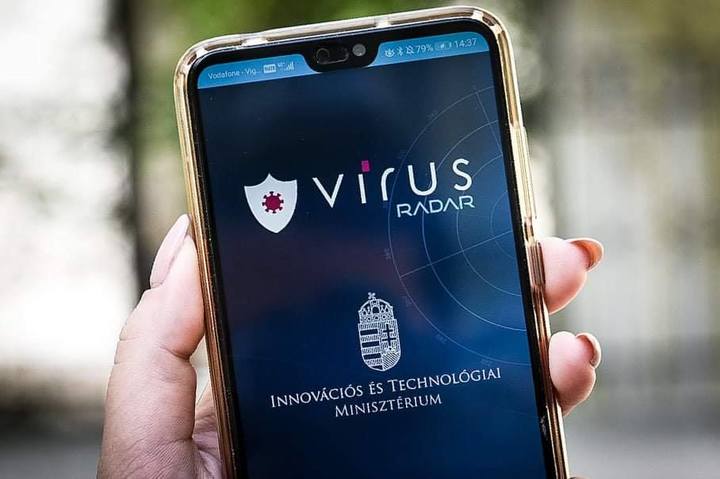 So far, 35,000 people have downloaded the application, which is currently available for Android operating systems, Palkovics said.
 
 The app uses t