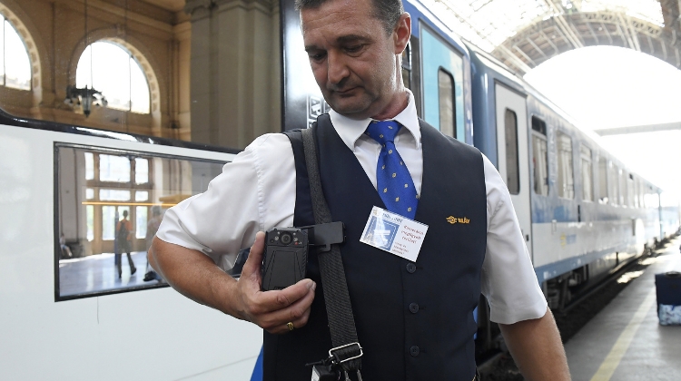 Hungarian Railway Company Issues Bodycams To Conductors