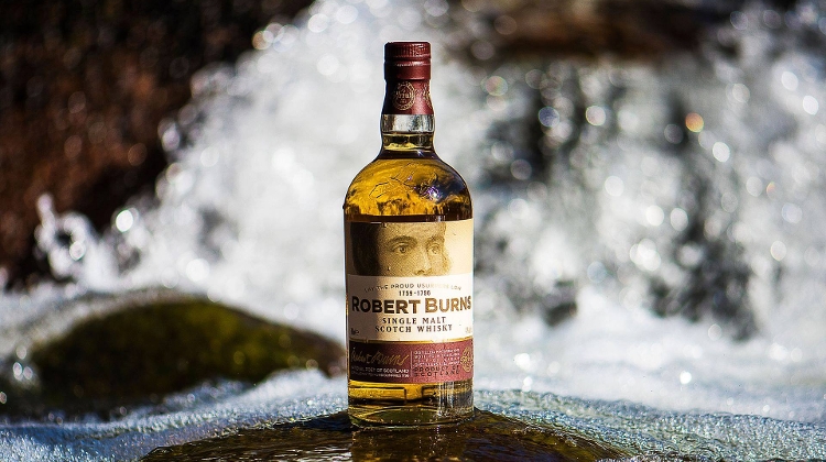 WhiskyNet Insight: Literature & Whisky Together In One Bottle - Robert Burns & Arran