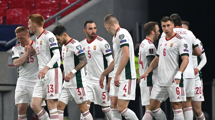 Watch: Ten-Man Hungary Held To Thrilling Draw By Poland