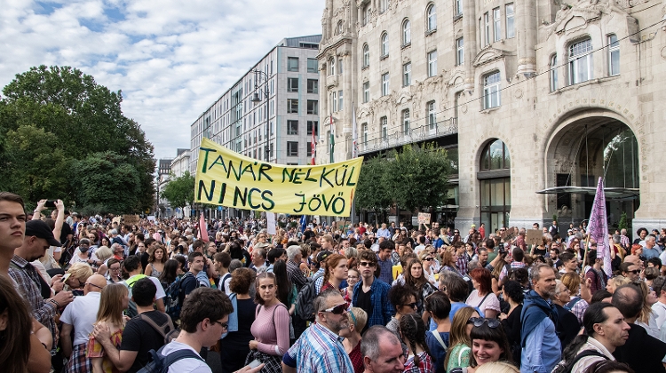 General Strike by Teachers in Hungary on World Education Day, 5 October