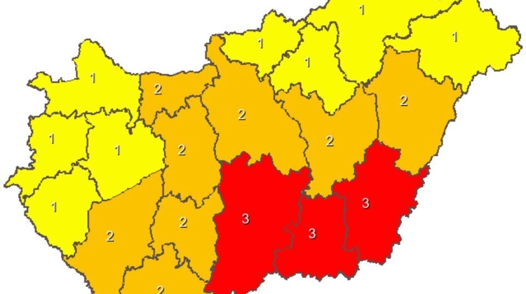 Highest Heat Alert Issued for Southern Counties in Hungary