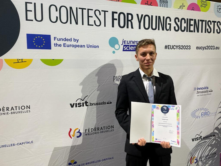Secondary School Student from Hungary Wins EU Science Prize