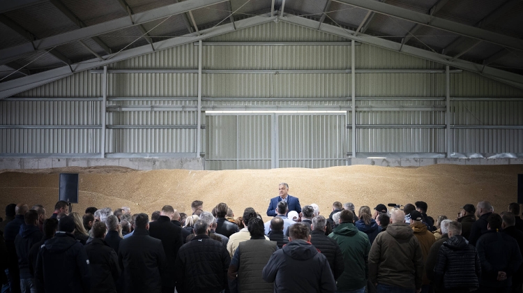 Orbán on Tour: “First Hungarian Prime Minister to Come From a Village” Meets Rural Farmers