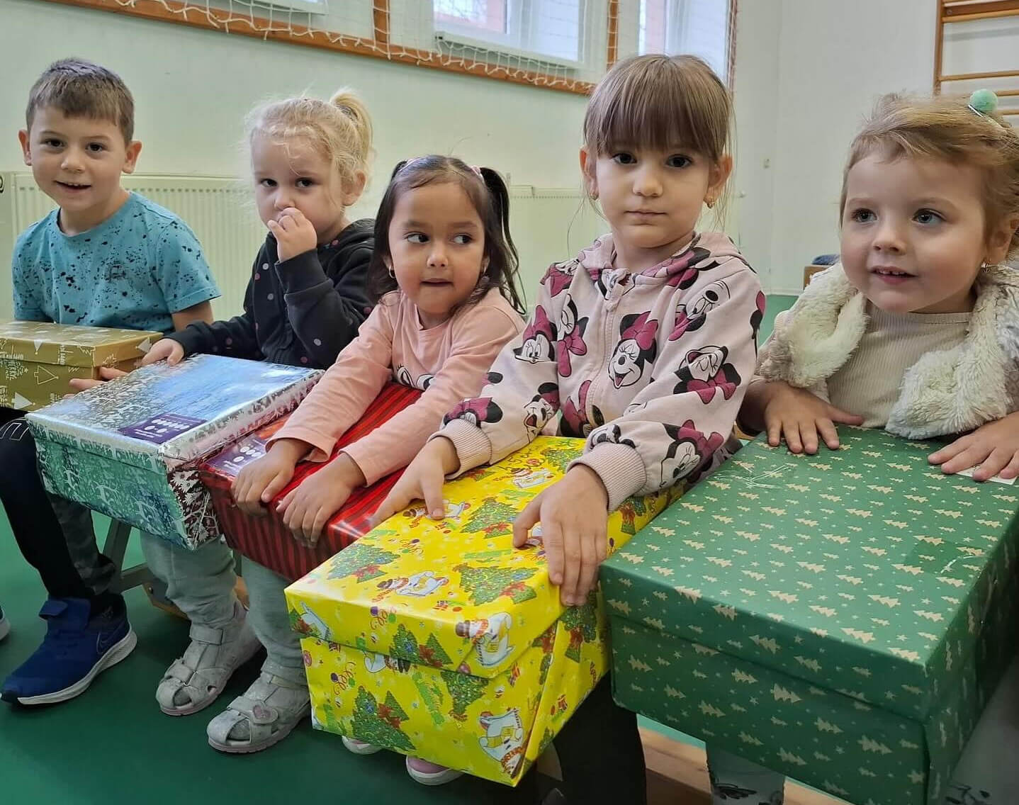 Spreading Holiday Cheer: The Christmas Shoebox Action in Hungary