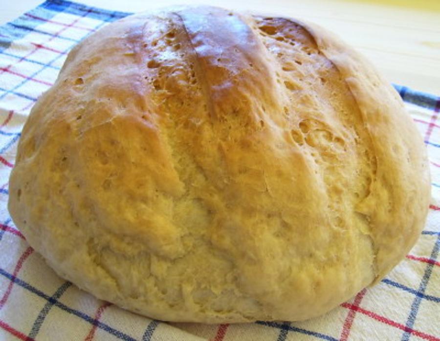 Hungarian Recipe Of The Week: Homemade Bread
