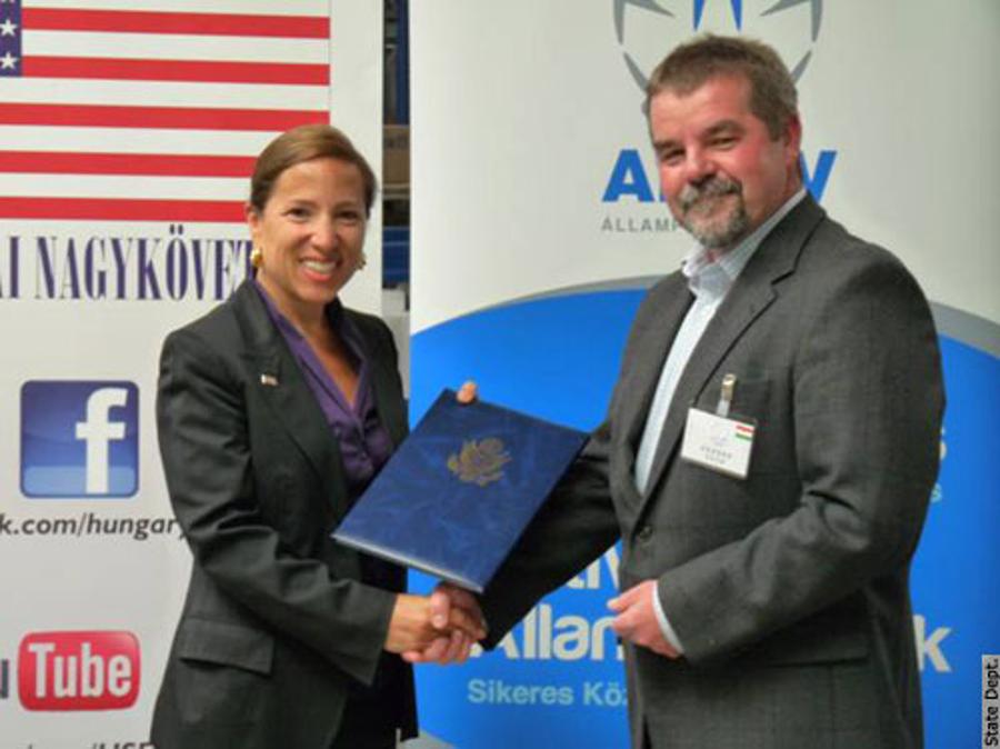 U.S. Ambassador Awards Hungarian Companies For Community Programs