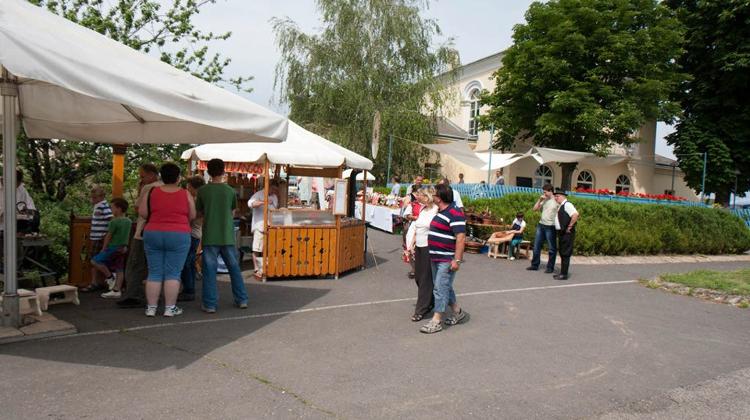 Invitation: Tokaj-Hegyalja Market, 9 September