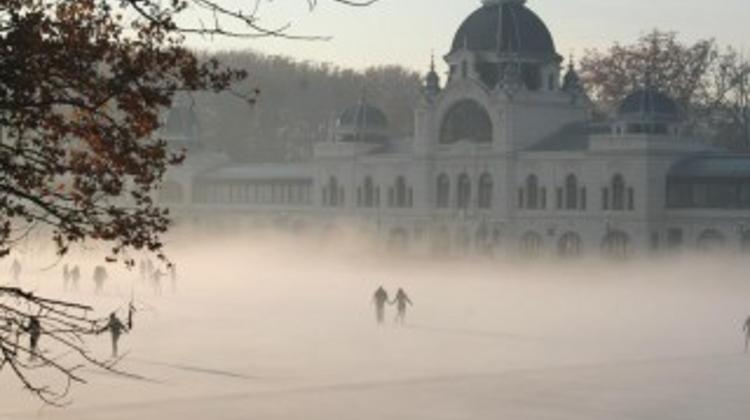 Where To Ice-Skate In Budapest This Winter