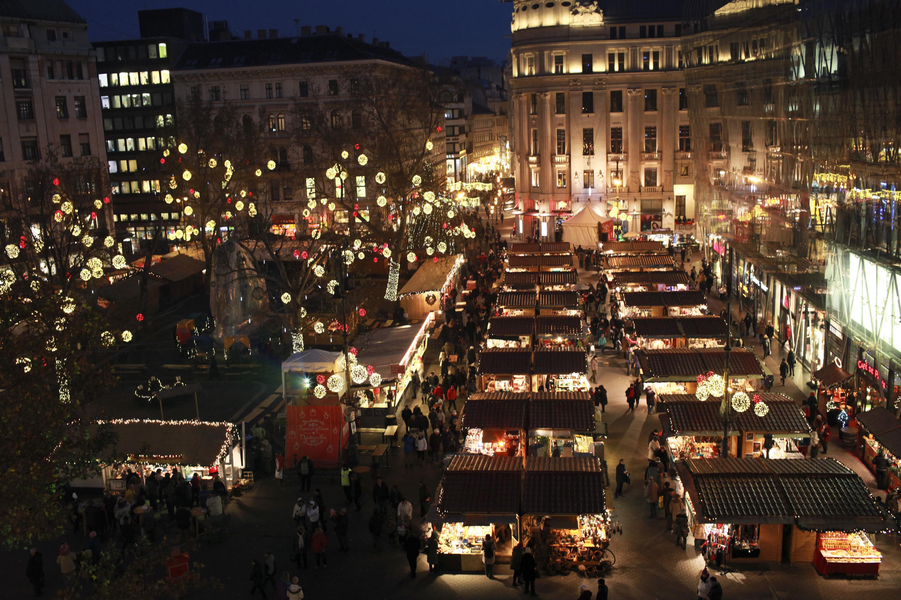 Feel The Warm Glow Of Budapest’s Holiday Markets