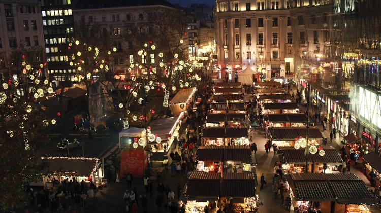 Feel The Warm Glow Of Budapest’s Holiday Markets