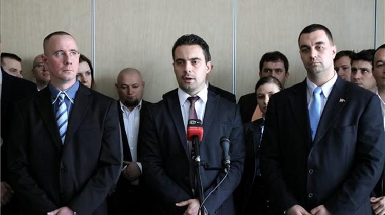 Jobbik To Fine Lawmakers For Staying Away From 2/3 Votes