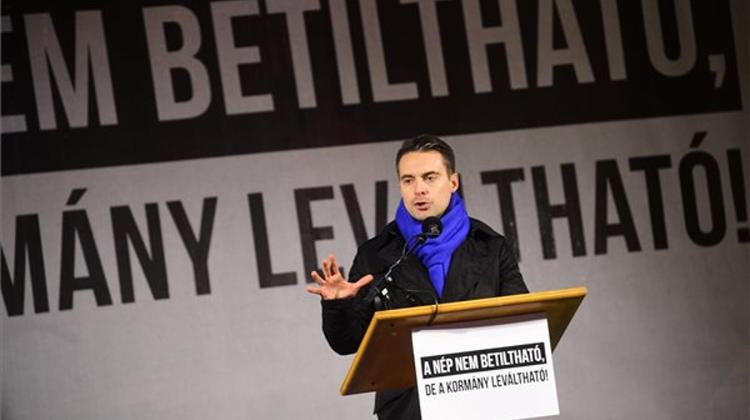 Local Opinion: Jobbik As The Central Theme Of Year-End Politics