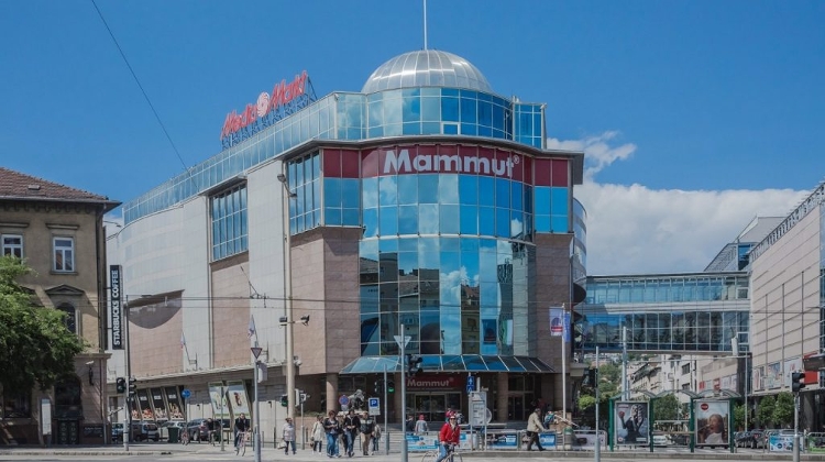 RIP: Another Sad Suicide at Mammut Mall in Budapest