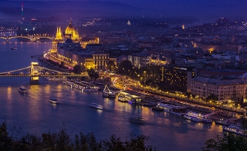 Top 3 Night Hike Trails Around Budapest