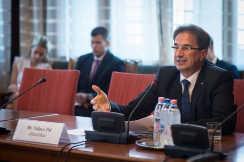 Völner: Hungary Won’t Fall Victim To ‘Migration Business’