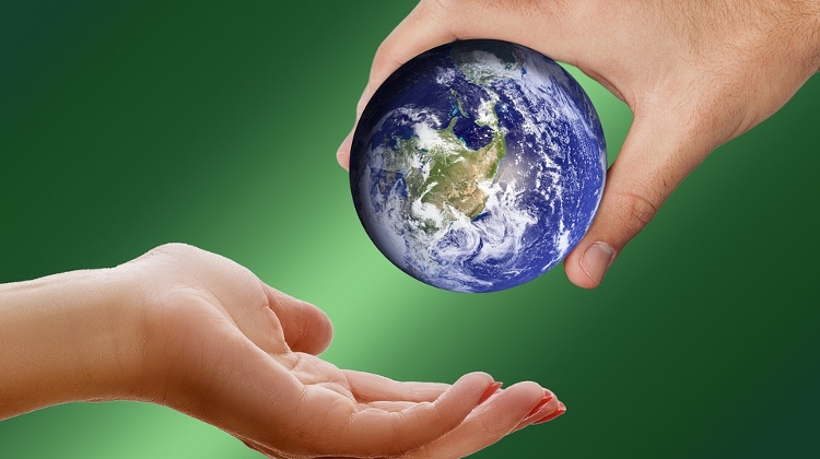 Earth Day: 'End Plastic Pollution', 22 April