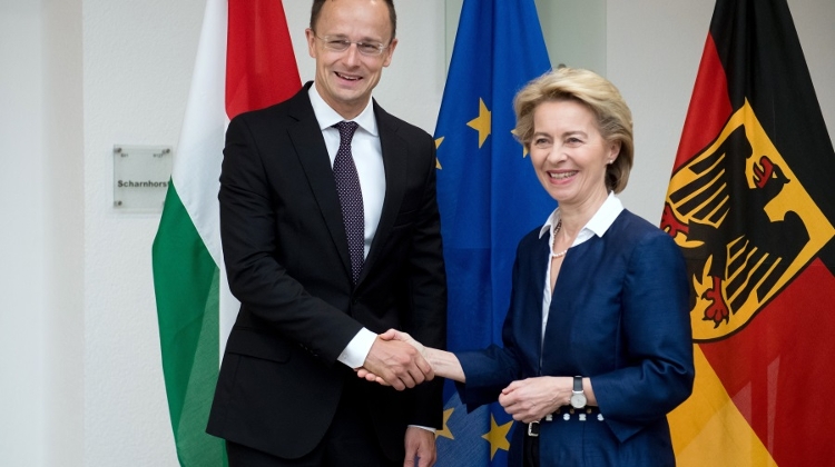 Hungary, Germany To Build Close Defence Cooperation