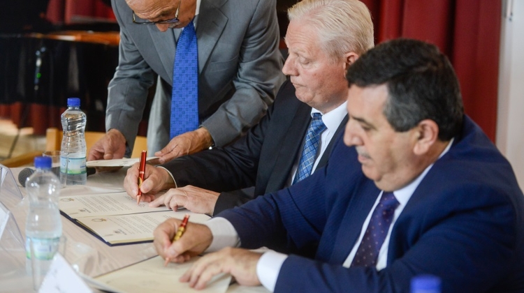 Budapest, Bethlehem Mayors Sign Twin City Accord