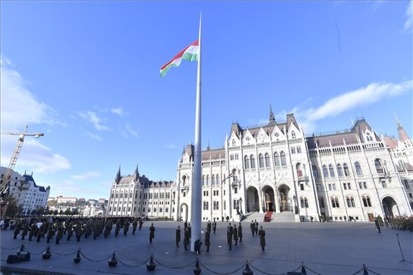 Hungary Commemorates 1956 Uprising, Flag Hoisted At Parliament