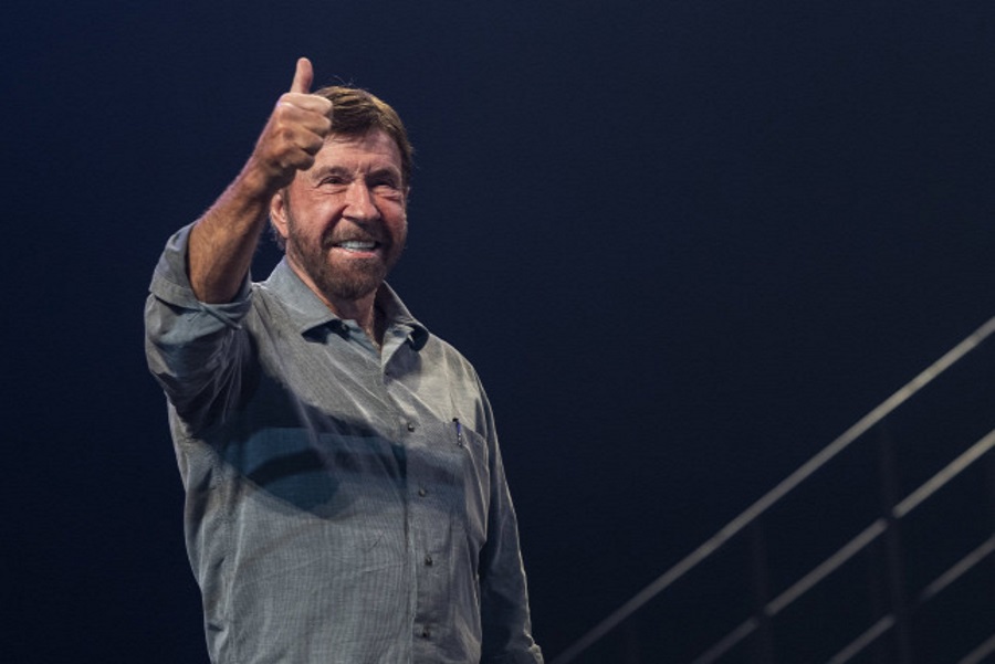 Video: Chuck Norris Likens PM Orbán To Trump
