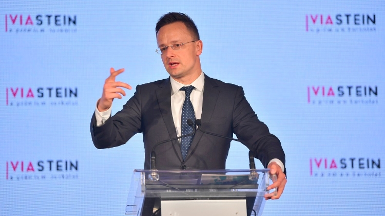 Video: Hungary Will Not Accept Migrants Despite Pressure From UN