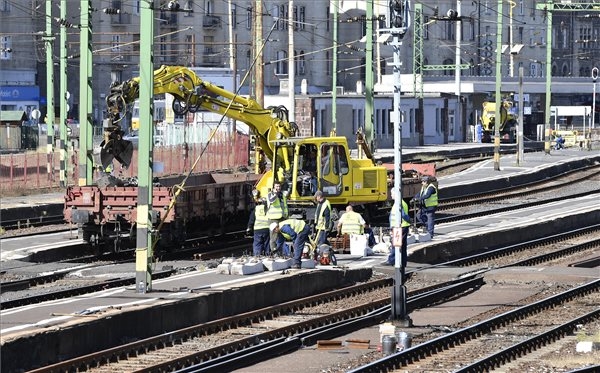 Budapest Déli Railway Station Closed For Two Weeks