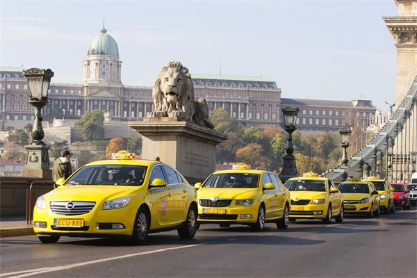 Budapest Taxi Drivers Submit Plan For Fare Hike