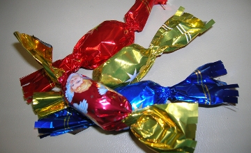 'Szaloncukor': The Origins of Hungarian Christmas Candy Explained 'Szaloncukor': The Origins of Hungarian Christmas Candy Explained