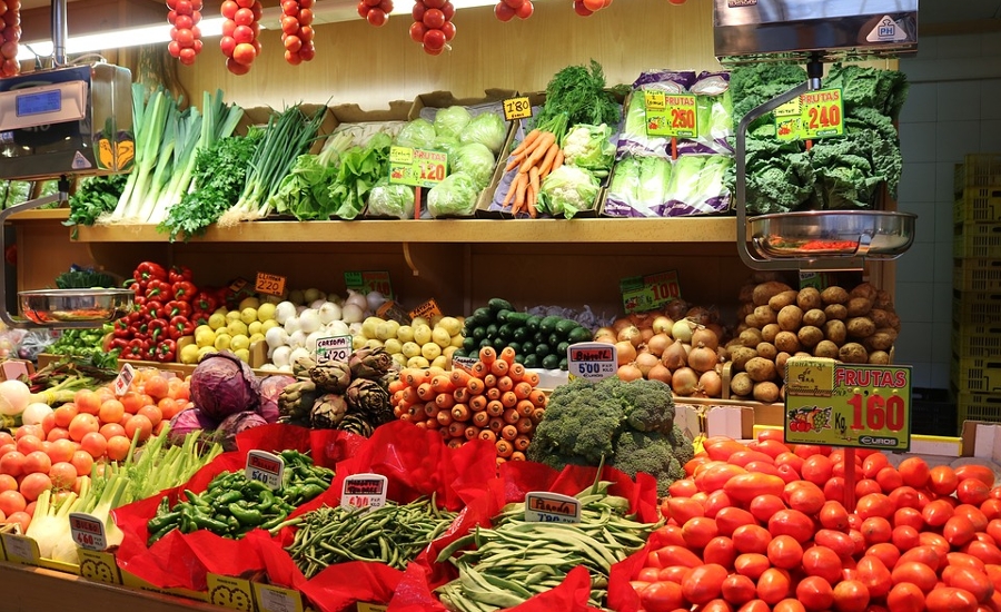 More Affordable Shopping in Hungary as Markup Caps Continue