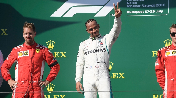 Video: Hamilton Wins Hungarian Grand Prix