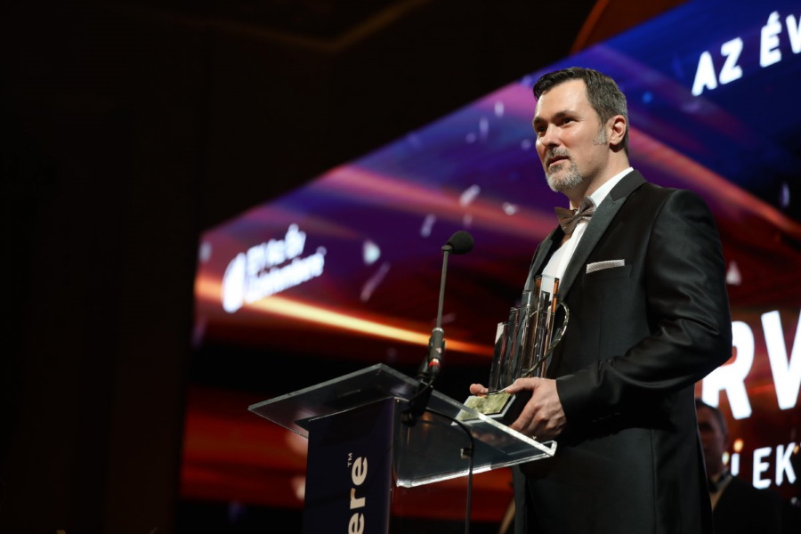 Hungarian Space Tech Firm CEO Wins EY ʼEntrepreneur Of Yearʼ