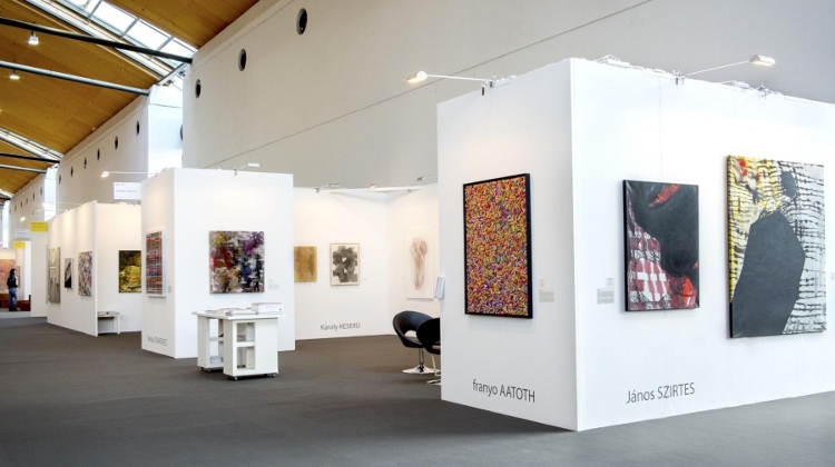 Várfok Gallery Budapest Participates At Karlsruhe International Art Fair