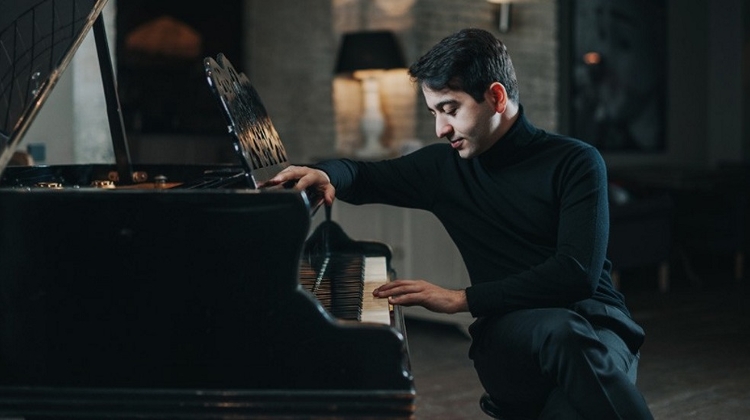 Luka Okros Piano Recital, Liszt Academy, 22 March