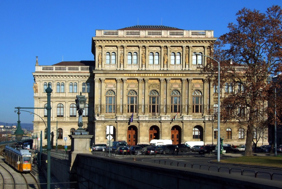 HQ Revamp for 200th Anniversary of Hungarian Academy of Sciences