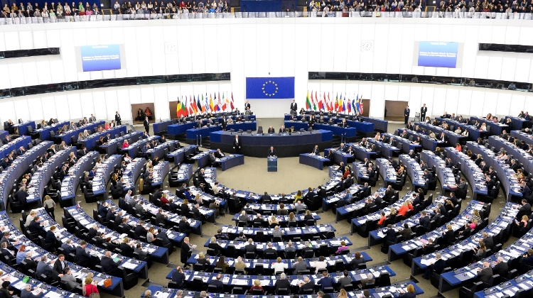 EU 'Rife' With Corruption, claims Hungary's Fidesz MEP Hidvéghi