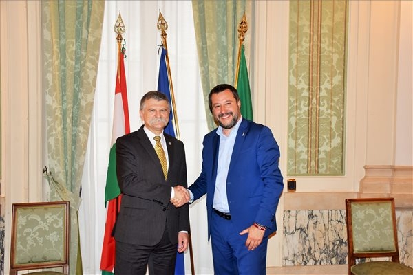 Hungarian PM Orbán Says: 'Salvini Hero'