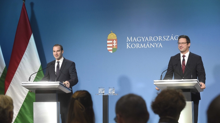 Hungarian Gov't: Europe Should Remove Migrants, Not Accept Them