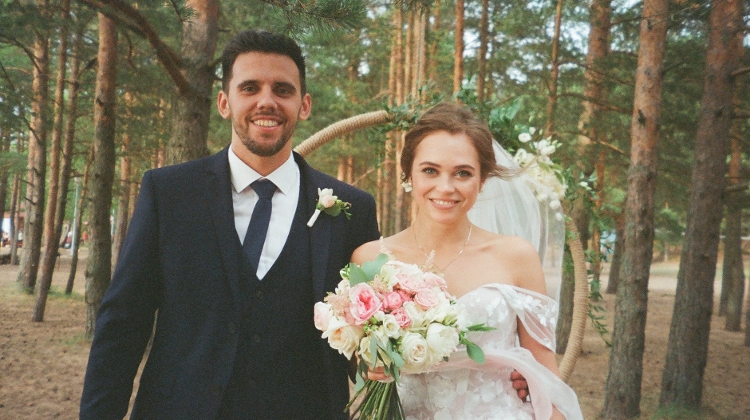 Revealing: More Weddings, Less Births & Funerals in Hungary