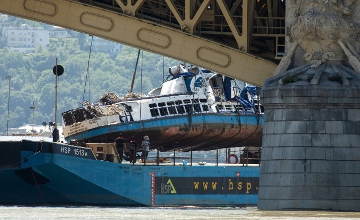 Danube Boat Disaster in Budapest: 1.8 Billion Forints Awarded to Families of Hableány Ship