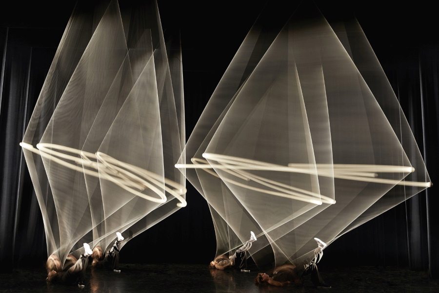 'Magnétic': Contemporary Juggling Performance @ Trafó, 20 & 21 September