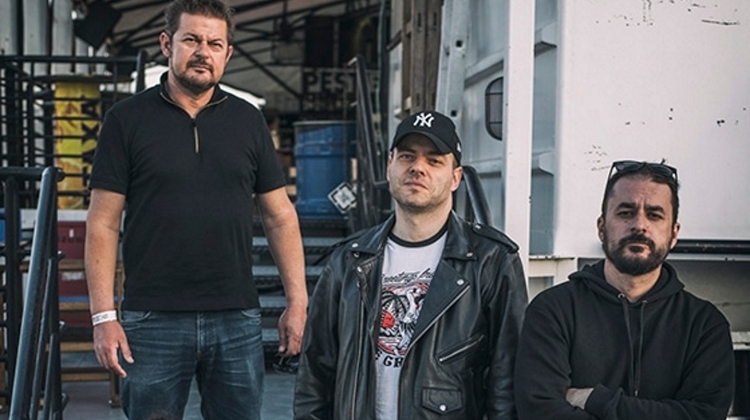 Bankrupt, The Doherties @ Robot