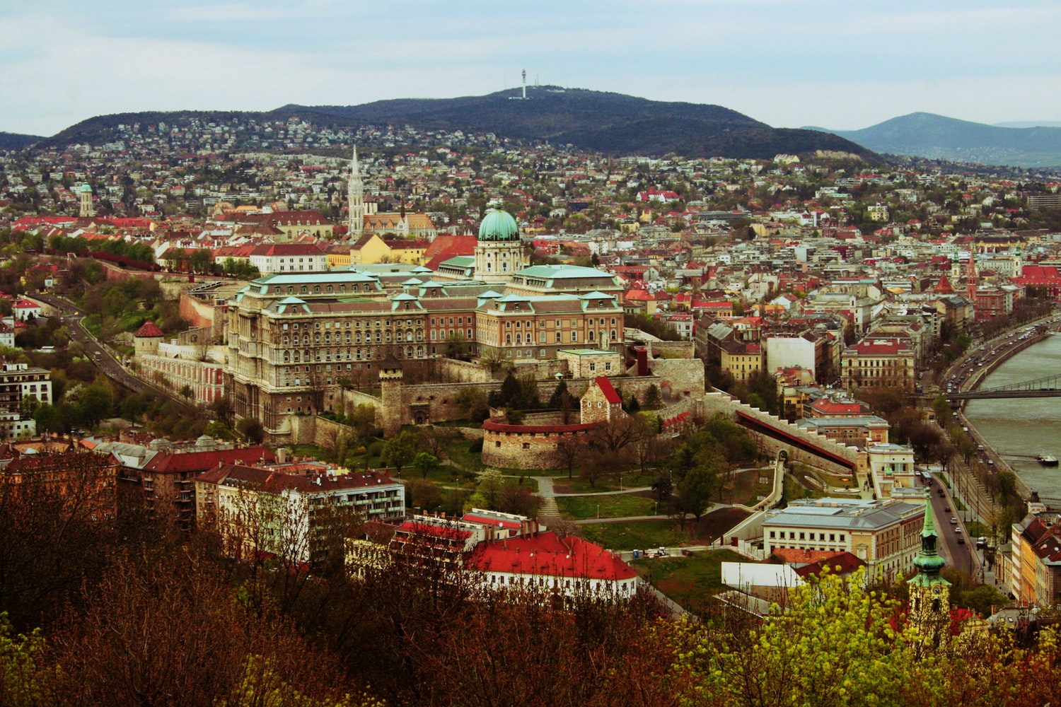 Discover Hidden Treasures Of The Buda Castle District With Minicards