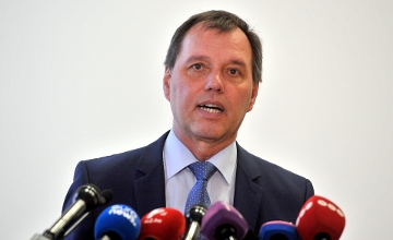 Hospitalisations Steadily Rising, Says Hungarian Infectologist