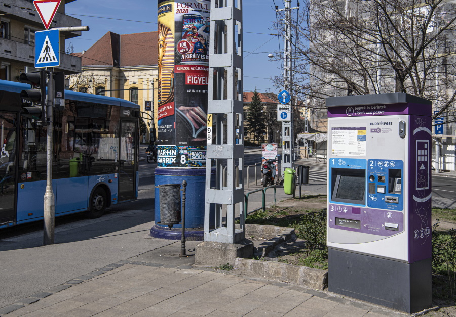 Health-Care Workers In Hungary Use Public Transport For Free